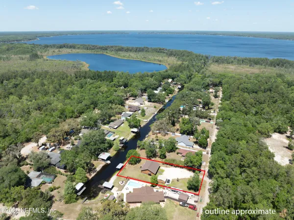 $419,000 | 5930 Island Road, Melrose, FL 32666