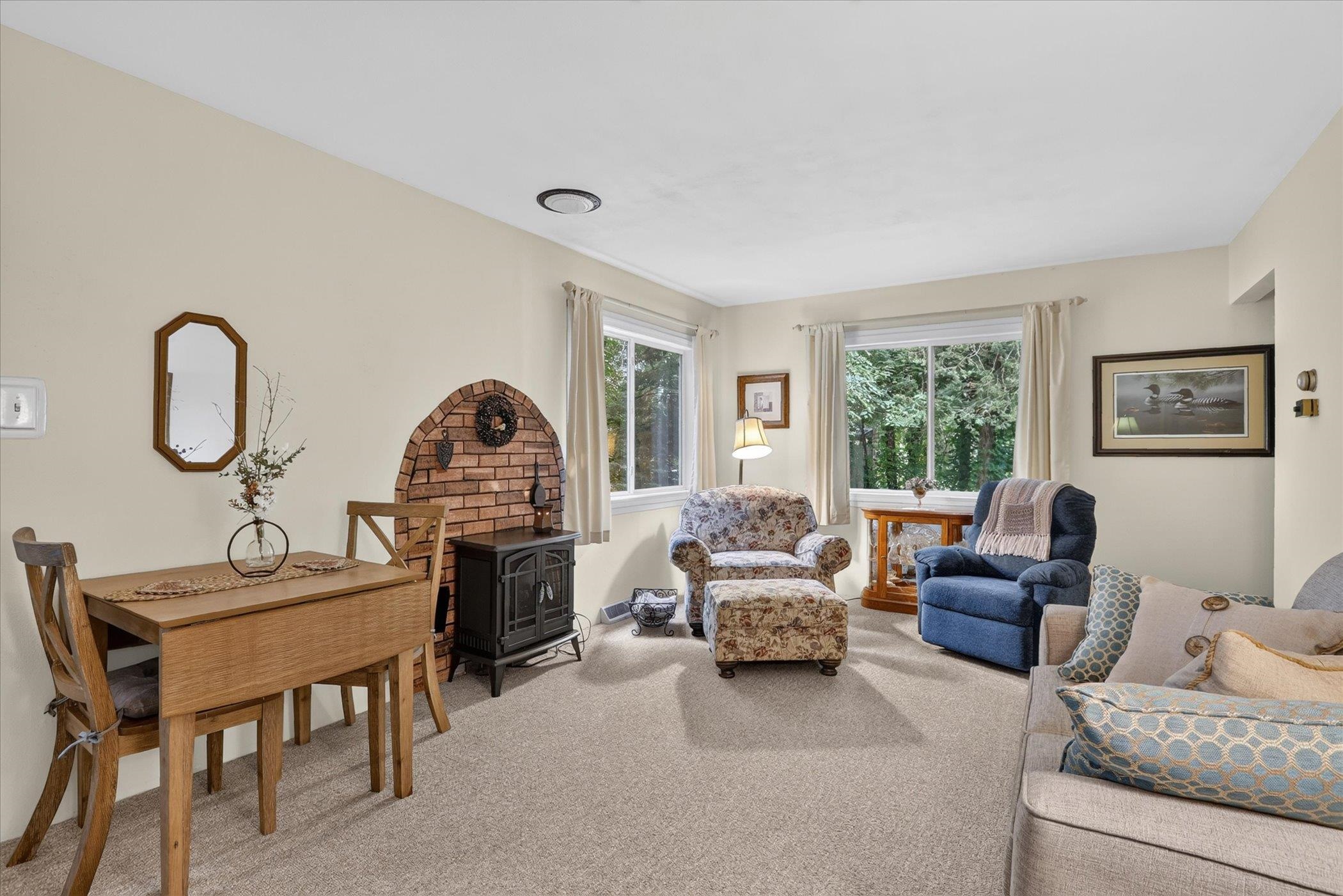 11901 West Brandherm Road Beloit, WI 53511 - Photo 7 of 51 Gallery Image 7