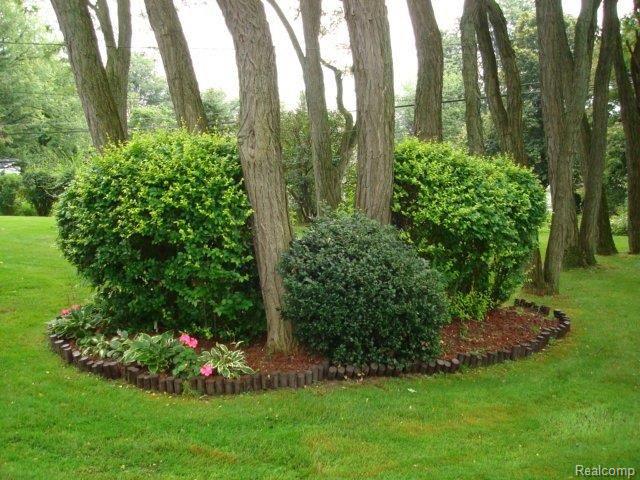 1080 Rock Spring Road Bloomfield Hills, MI 48304 - Photo 12 of 12 DSC00087