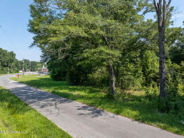 $605,000 | 121 Old Highway 49, Seminary, MS 39479