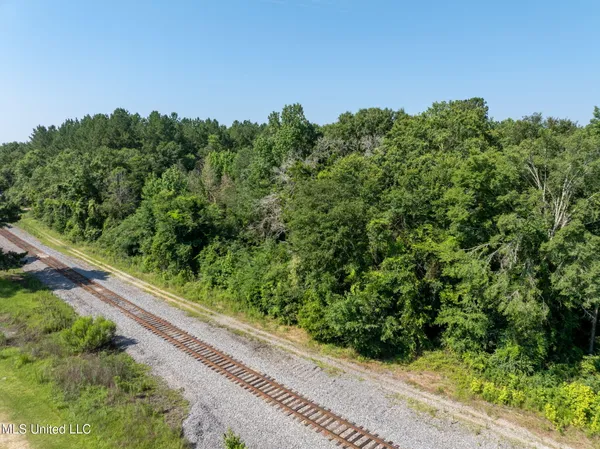 $605,000 | 121 Old Highway 49, Seminary, MS 39479