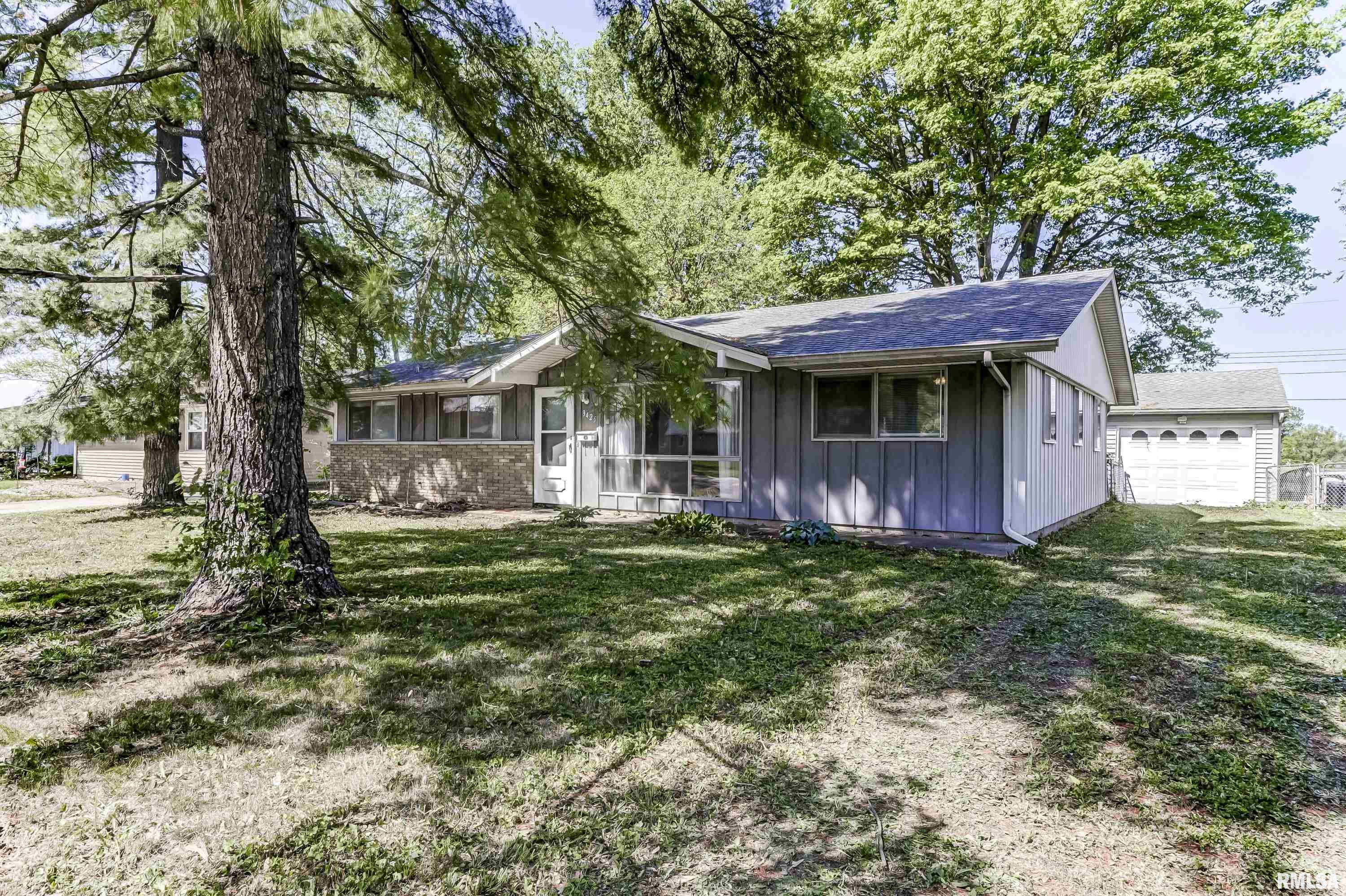 3425 South College Street Springfield, IL 62703 - Photo 1 of 34 Gallery Image 1