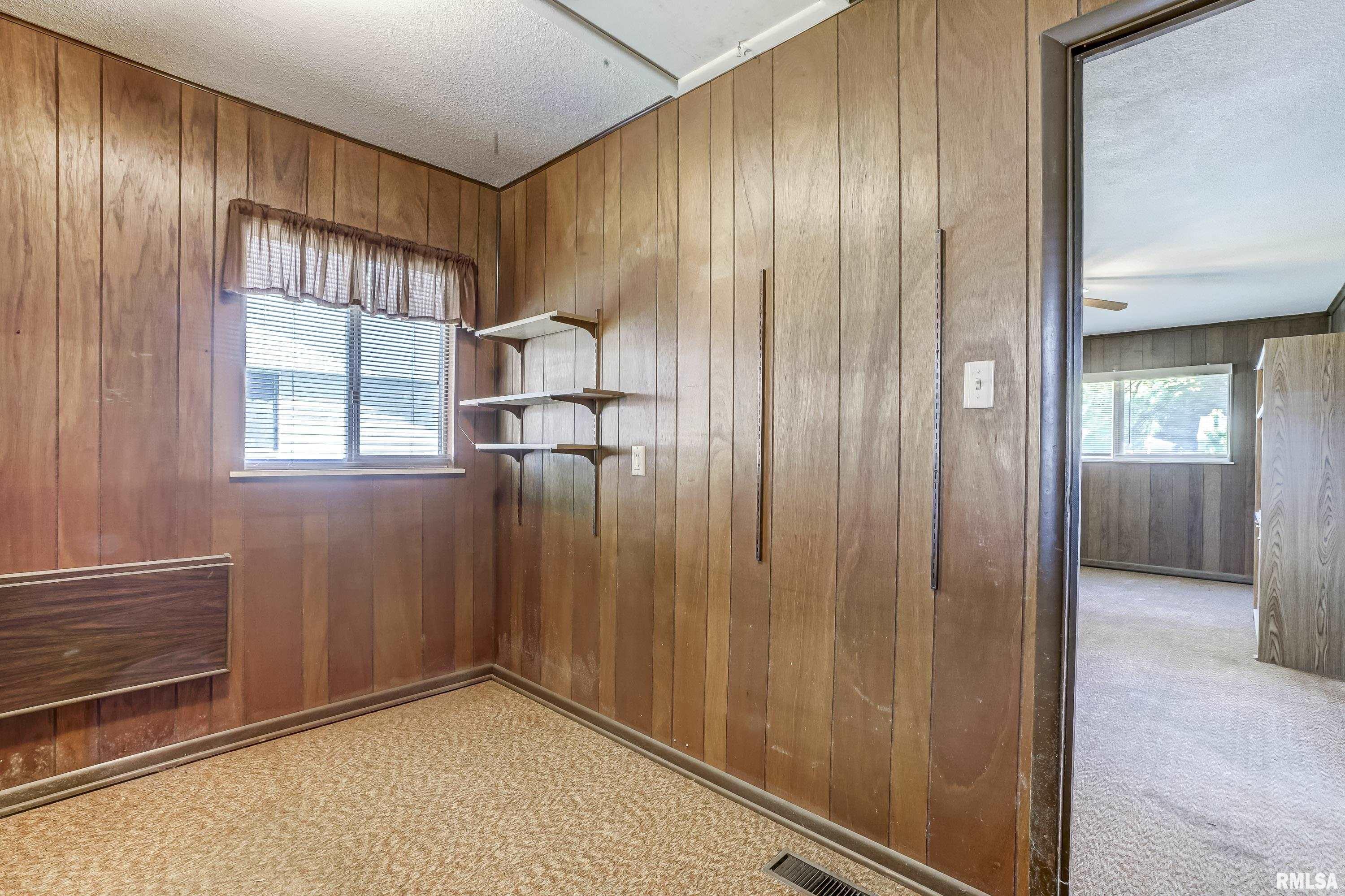 3425 South College Street Springfield, IL 62703 - Photo 17 of 34 Gallery Image 17