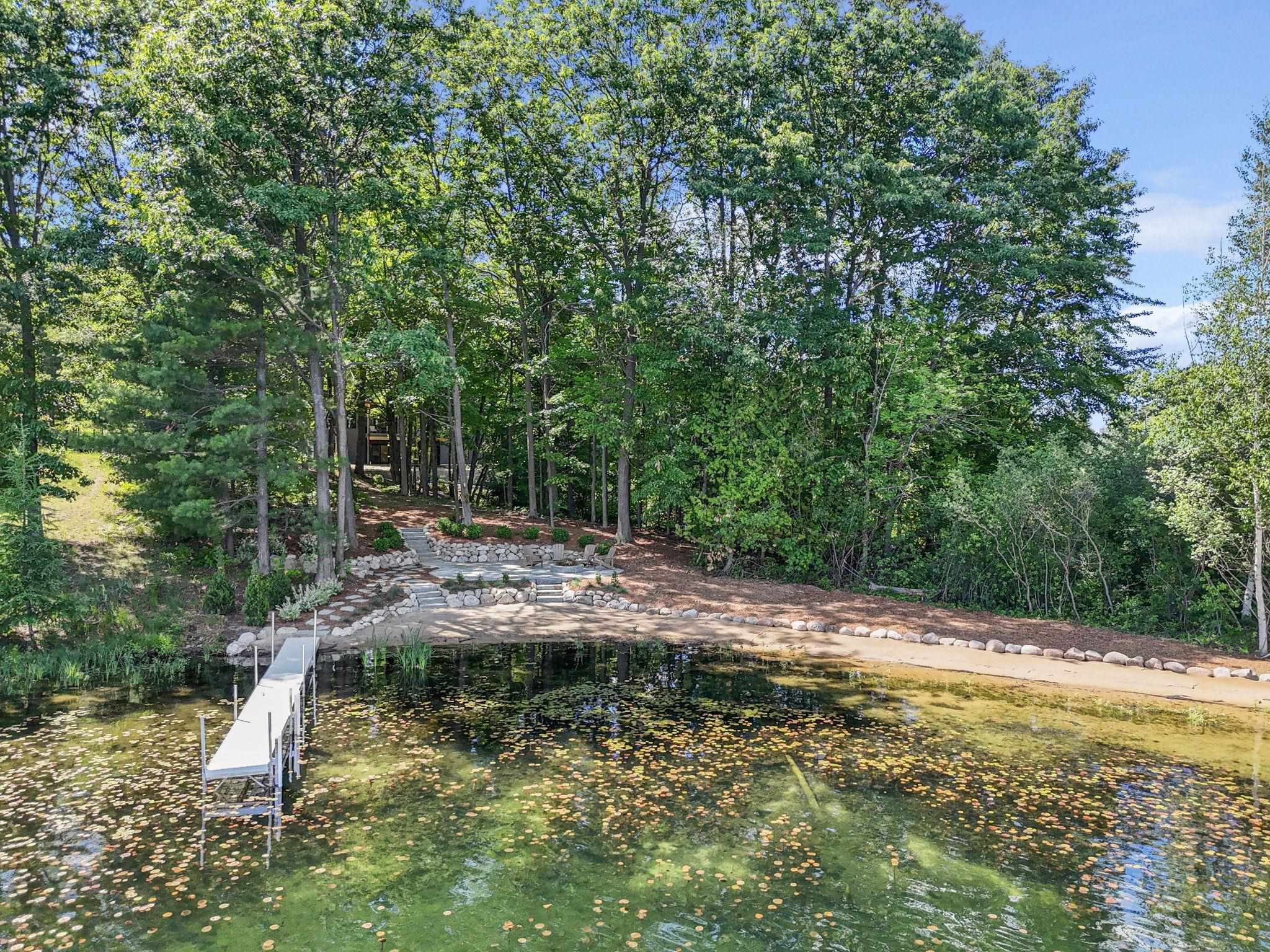 677 Blueberry Ridge Traverse City, MI 49685 - Photo 58 of 62 1947011-4be2ac09-dd26-4ff2-a830-362500b8951f.JPG