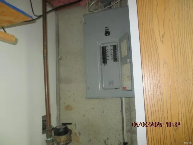 $254,000 | 4551 Highway 50, Leslie, MO 63056