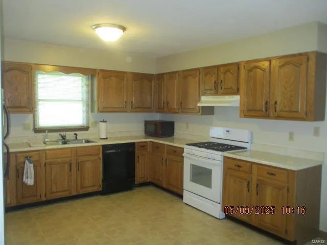 $254,000 | 4551 Highway 50, Leslie, MO 63056