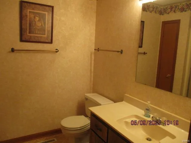 $254,000 | 4551 Highway 50, Leslie, MO 63056