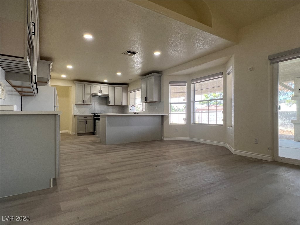 2825 Westwind Road Las Vegas, NV 89146 - Photo 15 of 36