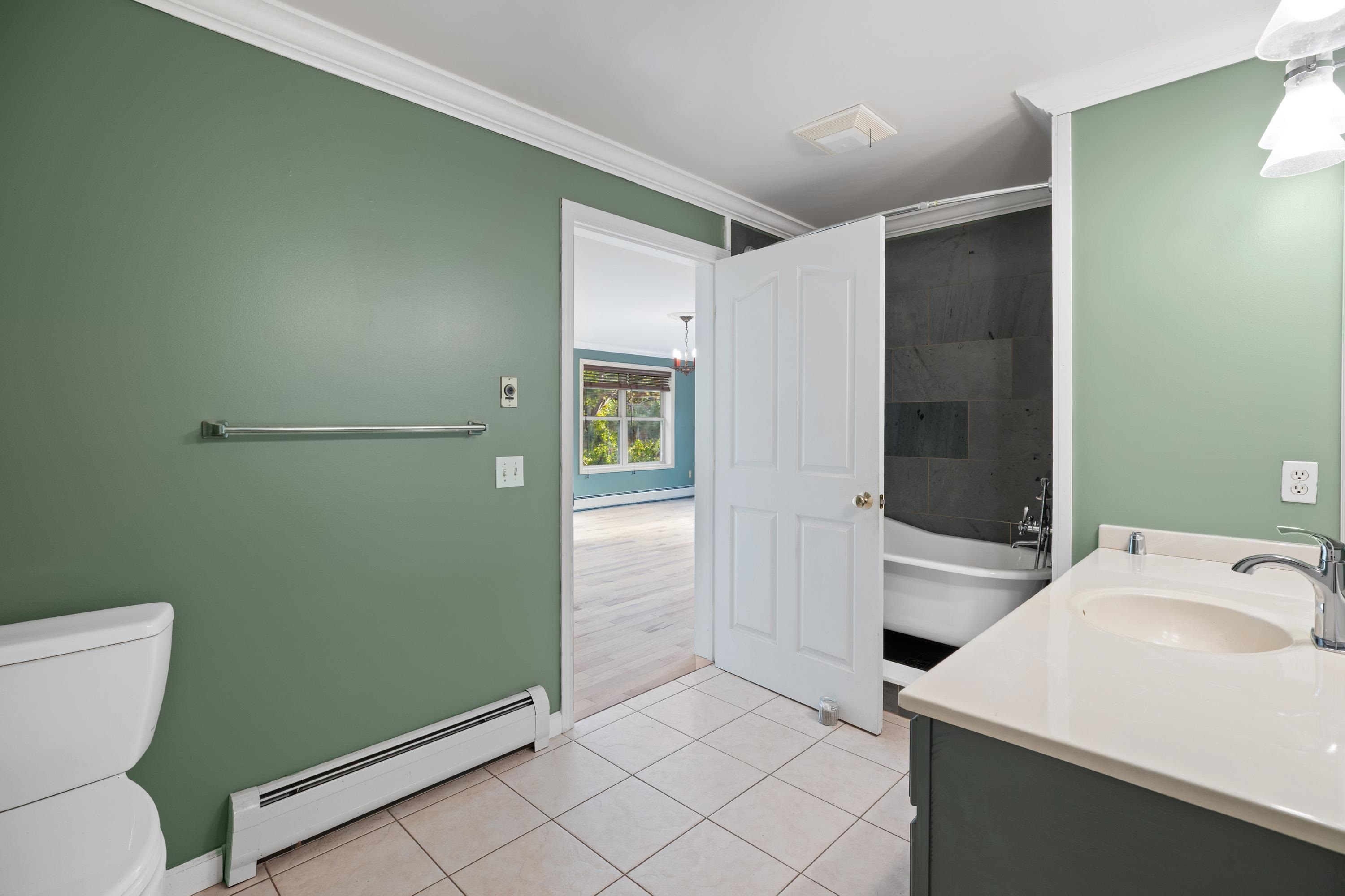 27 Claire Point Road Burlington, VT 05408 - Photo 35 of 52 Gallery Image 35