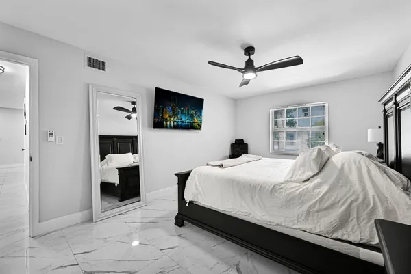 $2,800 | 6279 Bay Club Drive, Unit 3, Fort Lauderdale, FL 33308