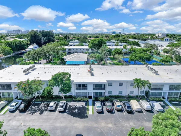 $2,800 | 6279 Bay Club Drive, Unit 3, Fort Lauderdale, FL 33308