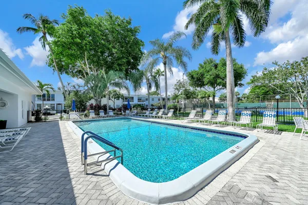 $2,800 | 6279 Bay Club Drive, Unit 3, Fort Lauderdale, FL 33308