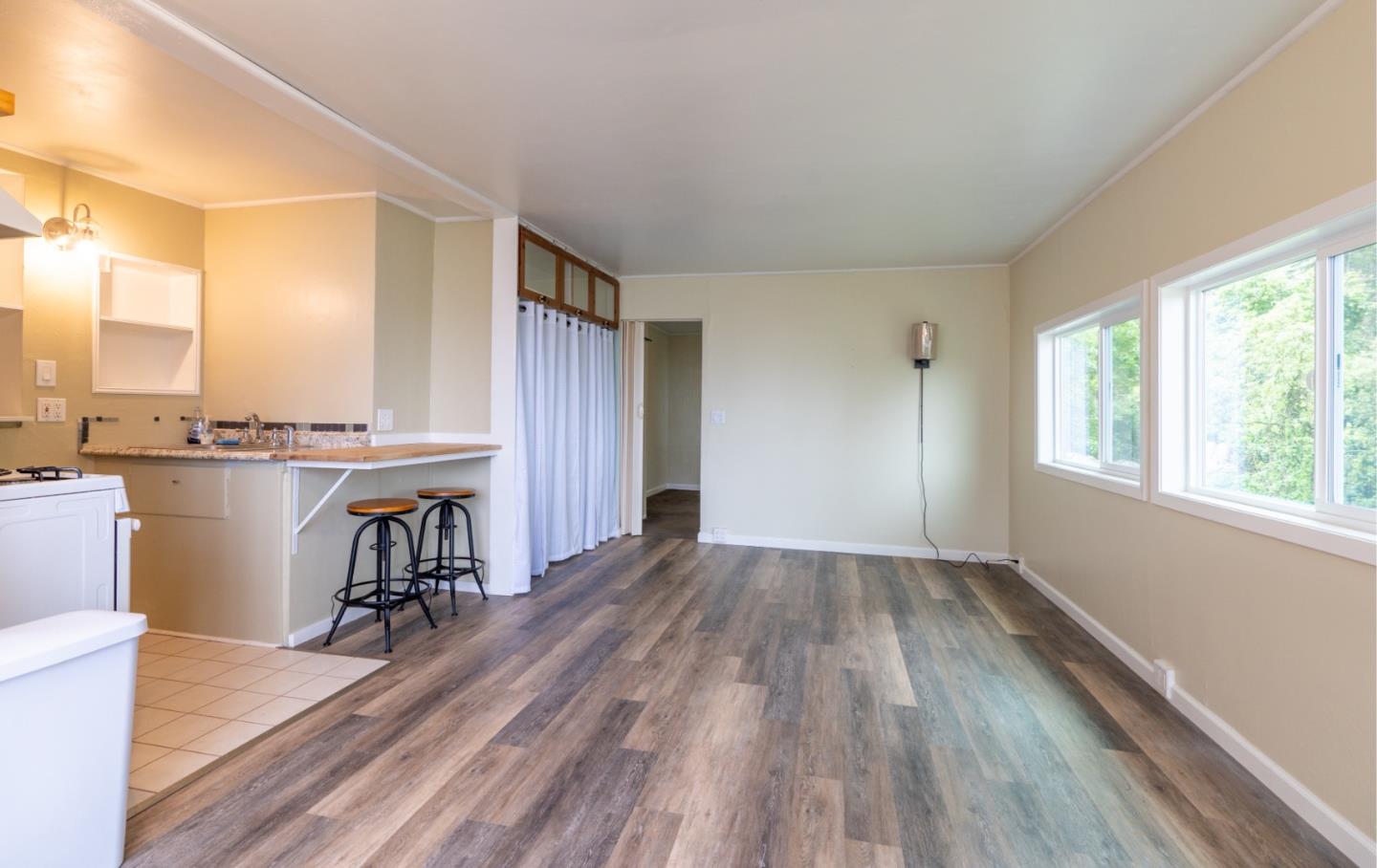 424 Belfast Avenue Pacifica, CA 94044 - Photo 5 of 16