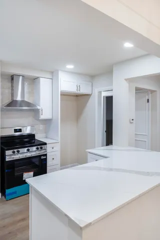 $279,900 | 21618 Woodbridge Street, St. Clair Shores, MI 48080