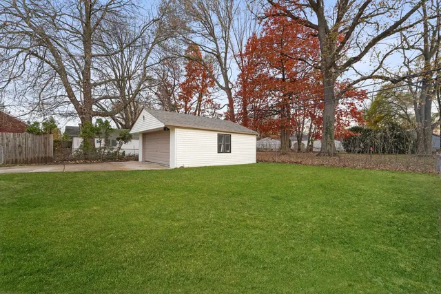 $279,900 | 21618 Woodbridge Street, St. Clair Shores, MI 48080