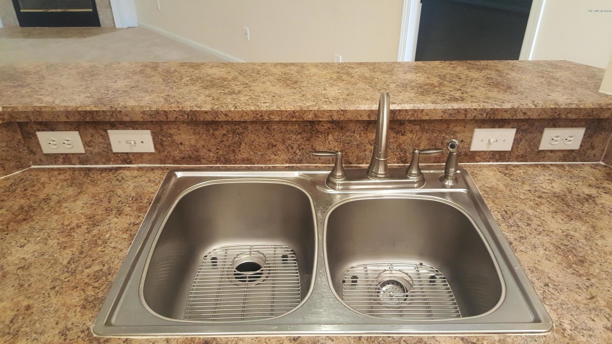 559 Spanish Wells Road Jacksonville, FL 32218 - Photo 17 of 38 20180301_140236