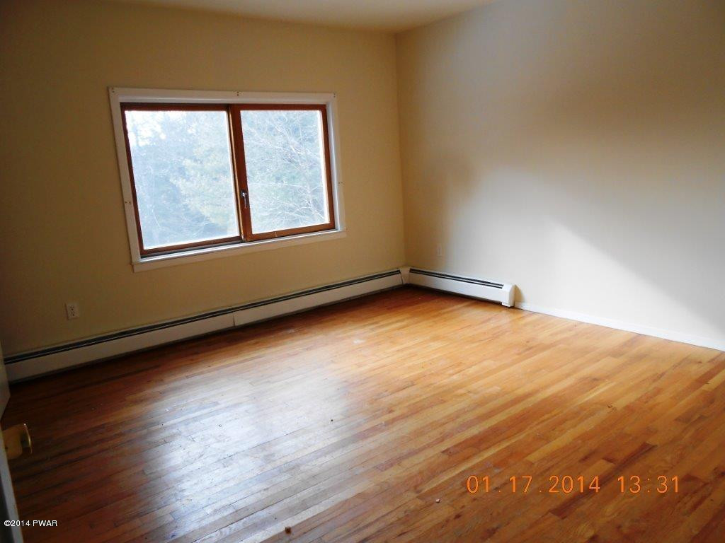 111 Hatton Road Hawley, PA 18428 - Photo 37 of 58 Gallery Image 37