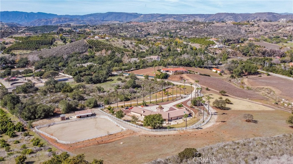 45400 Via Vaquero Temecula, CA 92590 - Photo 3 of 63