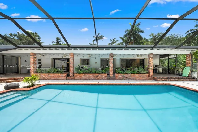 $2,995,000 | 12365 Southwest 60th Court, Pinecrest, FL 33156