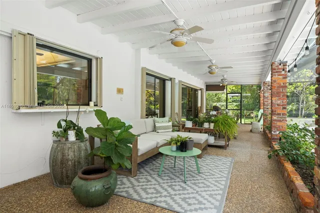 $2,995,000 | 12365 Southwest 60th Court, Pinecrest, FL 33156