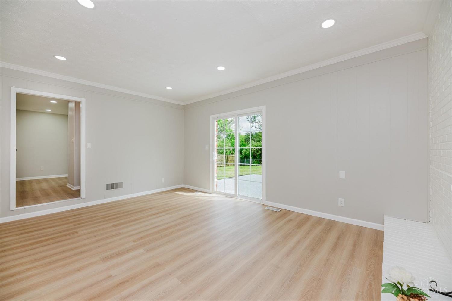 919 Waycross Road Forest Park, OH 45240 - Photo 14 of 31 Gallery Image 14
