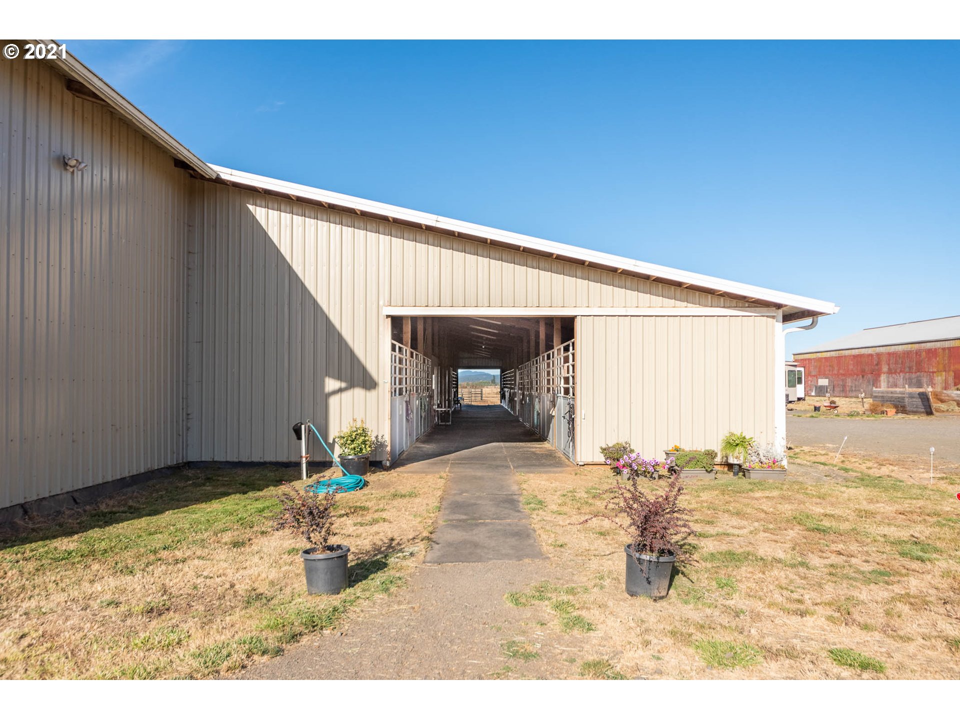 92302 Green Hill Road Junction City, OR 97448 - Photo 6 of 32 Gallery Image 6