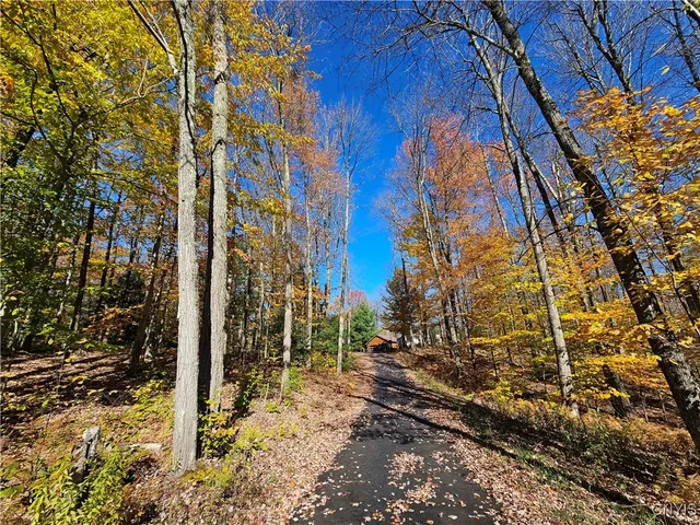 $345,900 | 8 North Hillsborough Road, Amboy, NY 13316