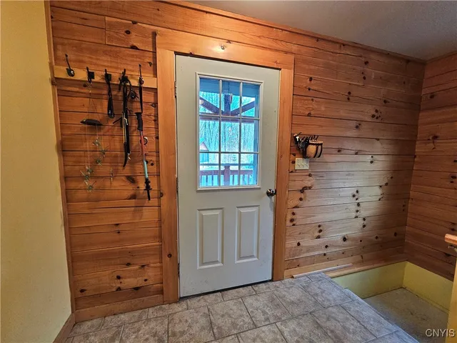 $345,900 | 8 North Hillsborough Road, Amboy, NY 13316