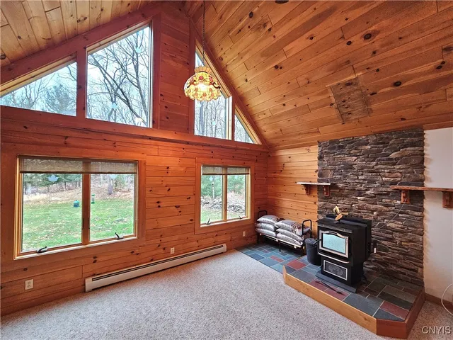 $345,900 | 8 North Hillsborough Road, Amboy, NY 13316