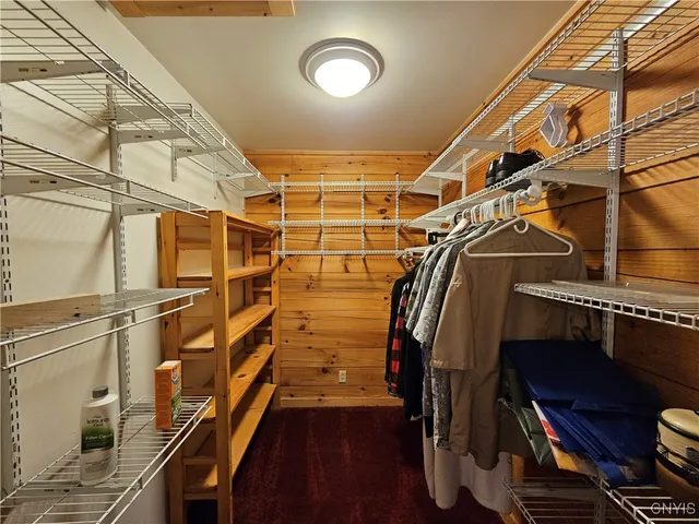 $345,900 | 8 North Hillsborough Road, Amboy, NY 13316