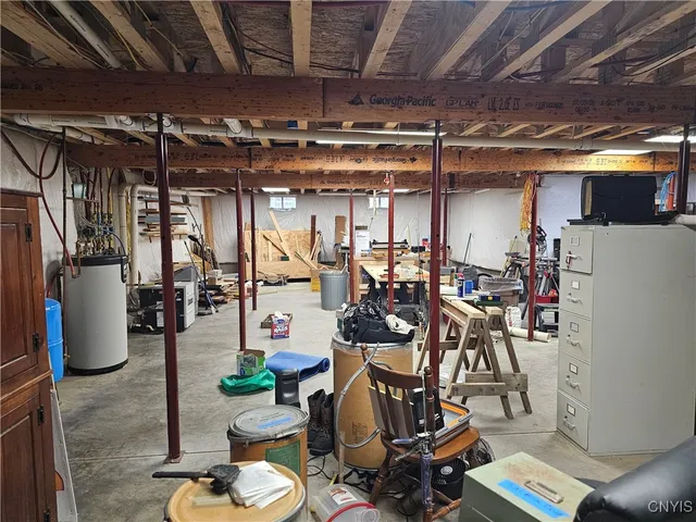 $345,900 | 8 North Hillsborough Road, Amboy, NY 13316