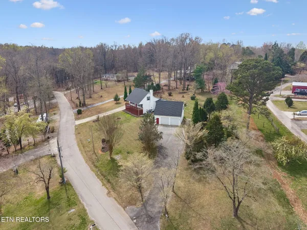 $575,000 | 2060 Torbett Road, Spring City, TN 37381