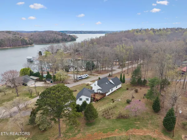 $575,000 | 2060 Torbett Road, Spring City, TN 37381