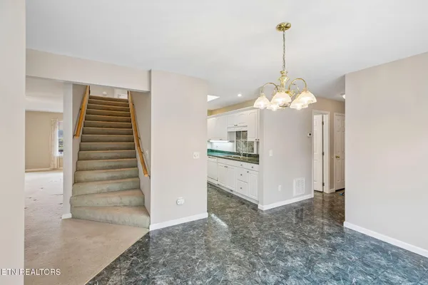 $575,000 | 2060 Torbett Road, Spring City, TN 37381