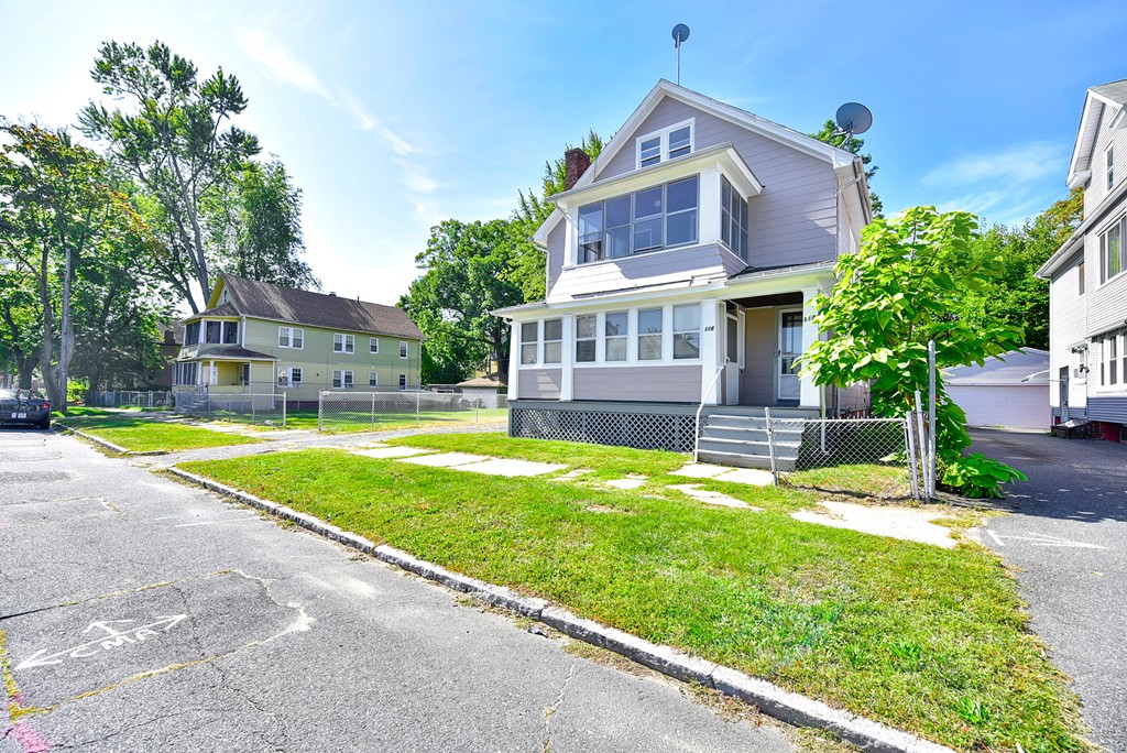 116-118 Maynard Street Springfield, MA 01109 - Photo 4 of 30 Gallery Image 4