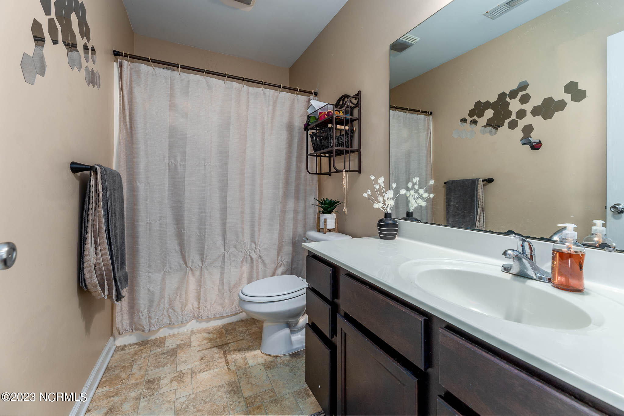 406 Dylan Court Beulaville, NC 28518 - Photo 14 of 29 A-27