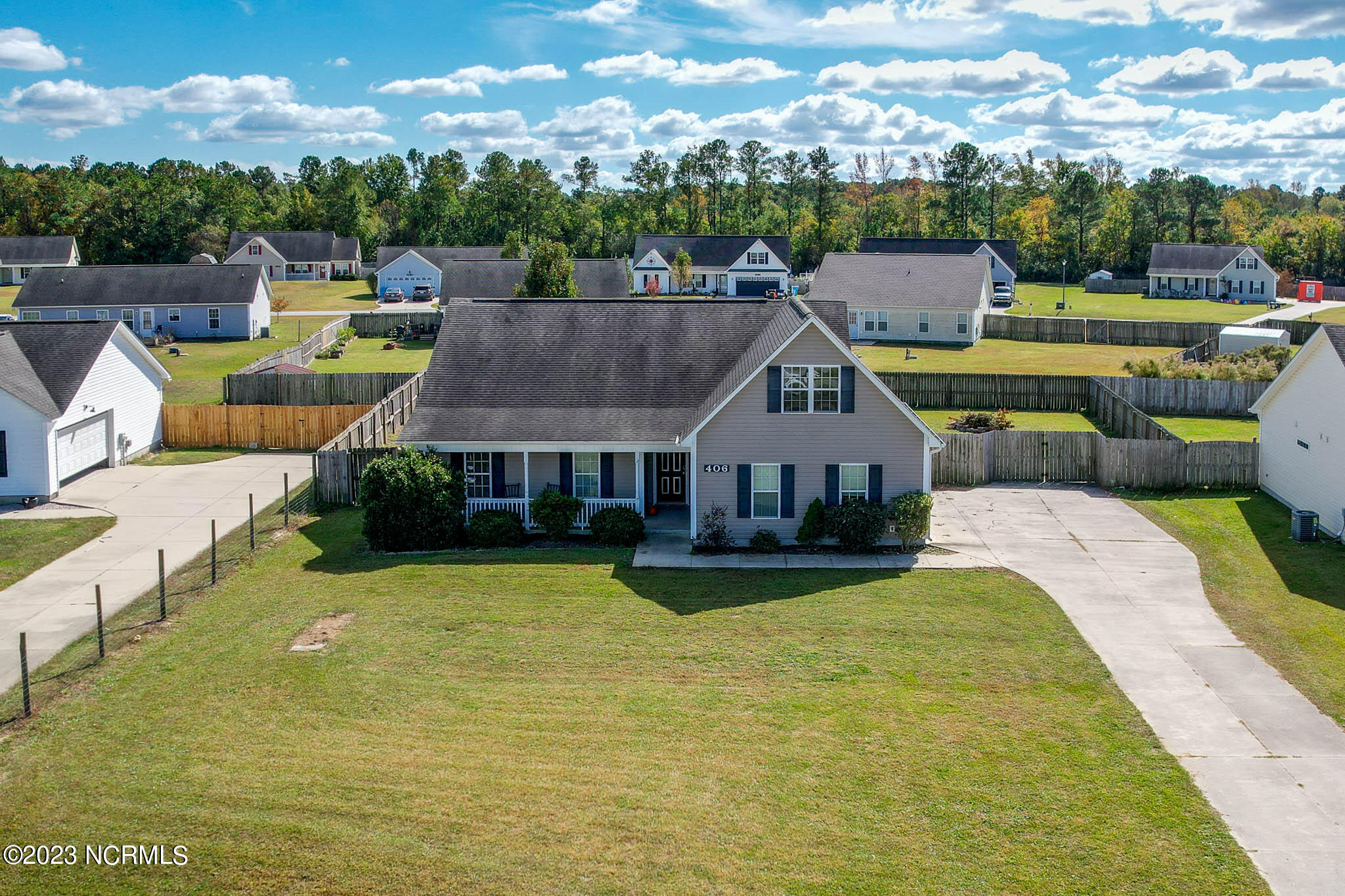 406 Dylan Court Beulaville, NC 28518 - Photo 2 of 29 A-37