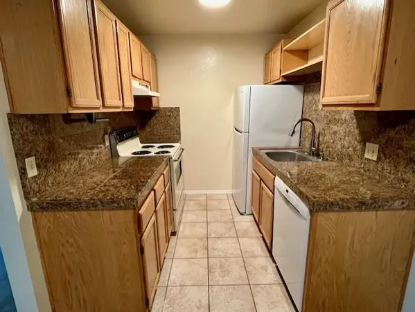 $3,150 | 415 Piccadilly Place, Unit 2, San Bruno, CA 94066