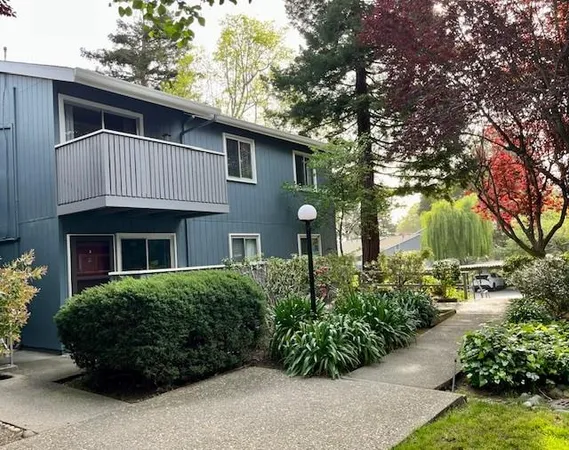 $3,150 | 415 Piccadilly Place, Unit 2, San Bruno, CA 94066