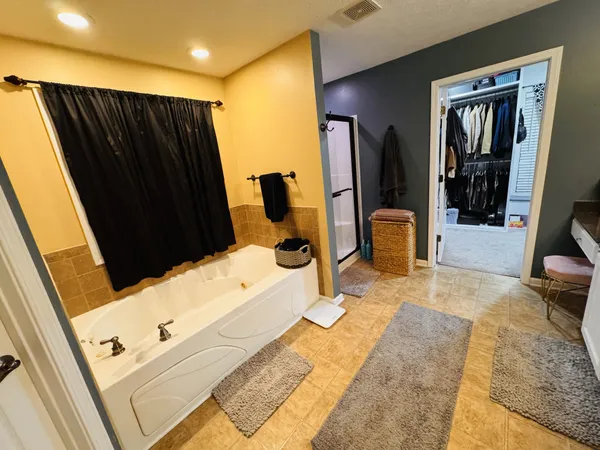 a view of walk in closet