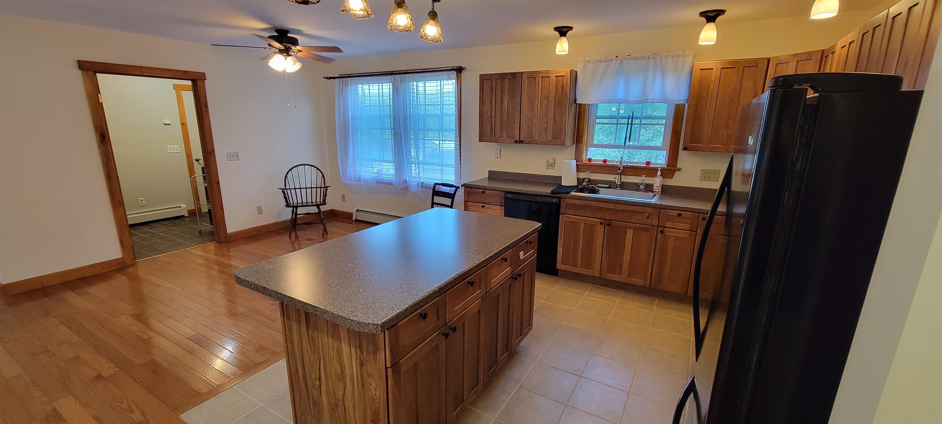 350 South Street Springfield, VT 05156 - Photo 24 of 35