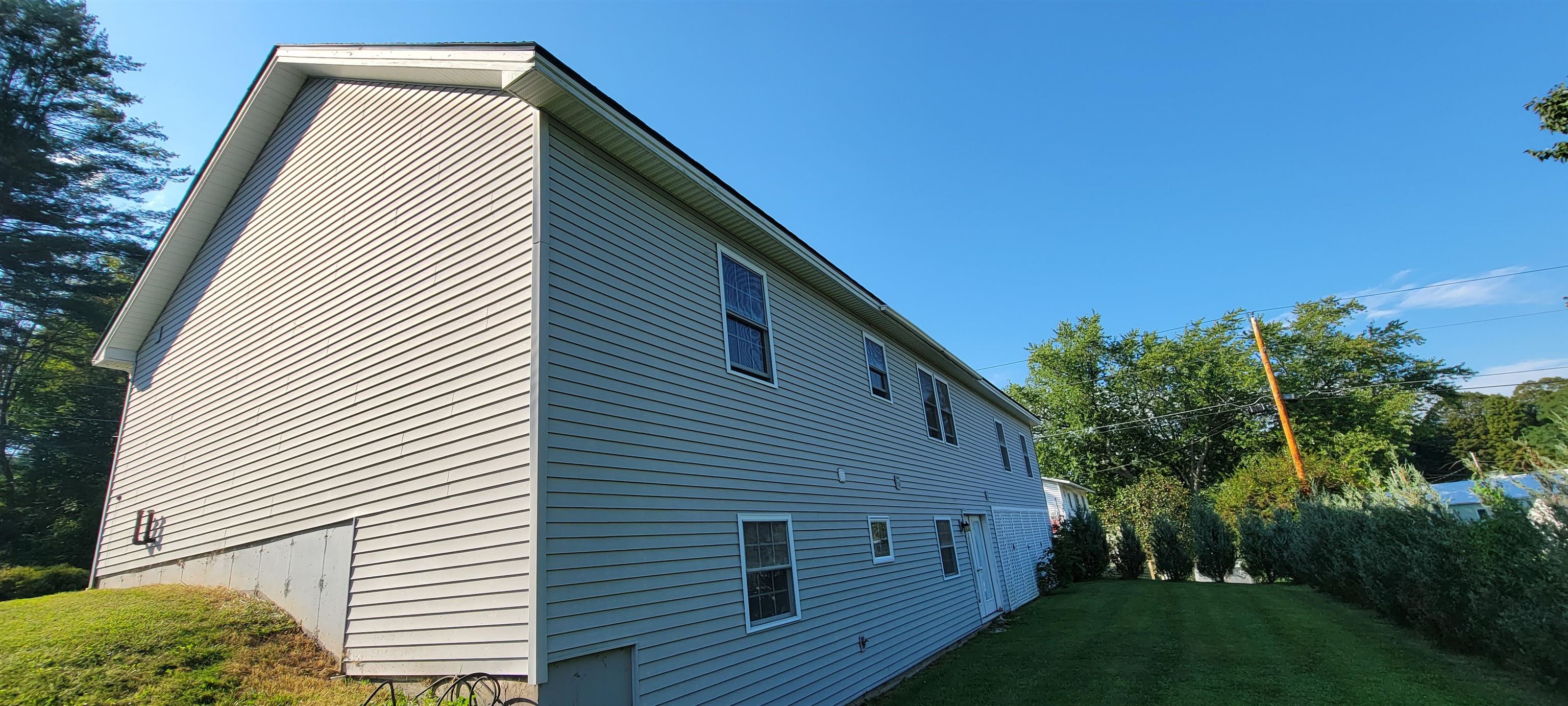 350 South Street Springfield, VT 05156 - Photo 26 of 35