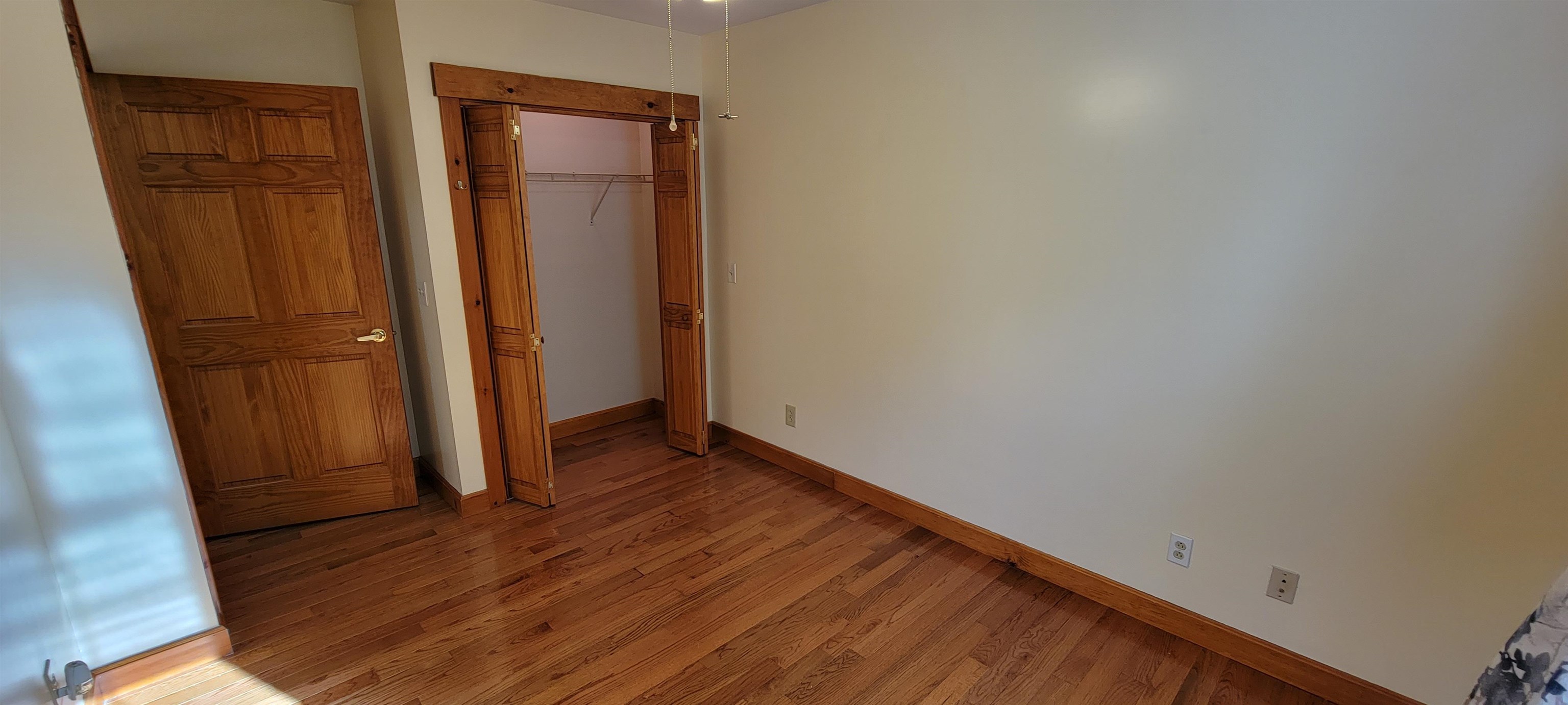 350 South Street Springfield, VT 05156 - Photo 4 of 35