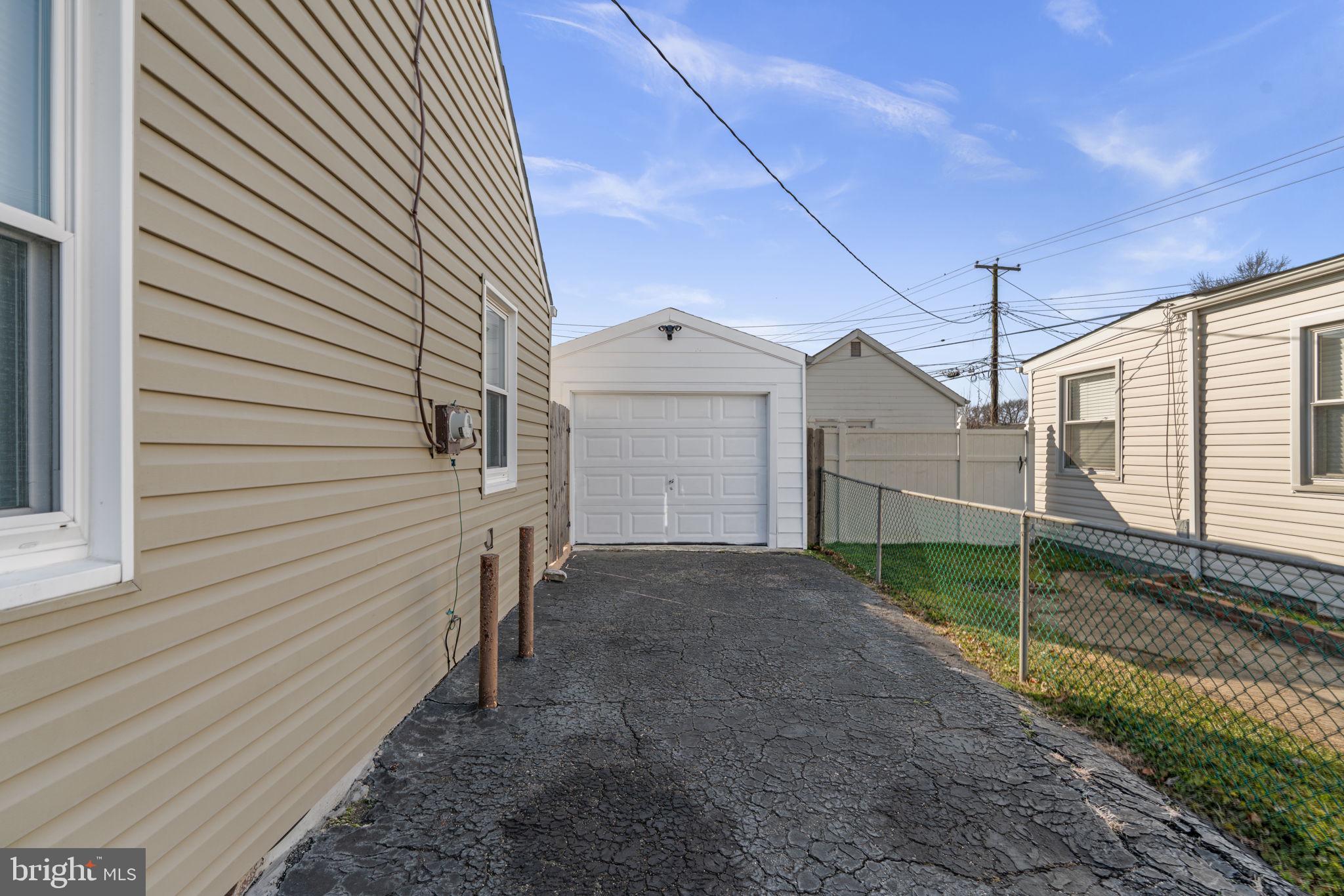 2408 Woodridge Road Sparrows Point, MD 21219 - Photo 31 of 32