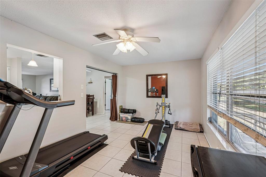 651 Porpoise Road Venice, FL 34293 - Photo 28 of 33 Gallery Image 28