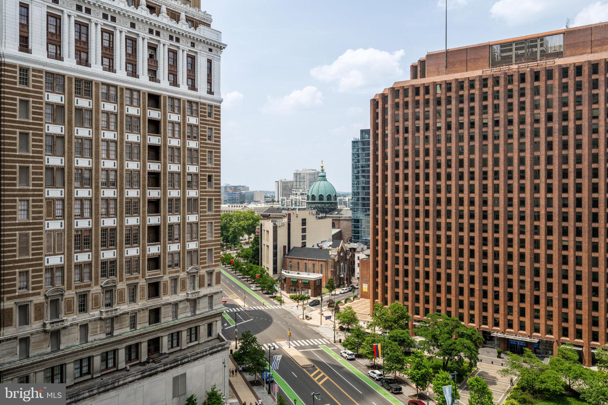 1600 Arch Street, Unit 1113 Philadelphia, PA 19103 - Photo 3 of 34 a view of a building