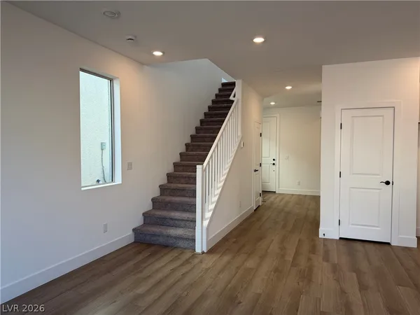 $2,600 | 10253 Altavia Rock Street, Las Vegas, NV 89141