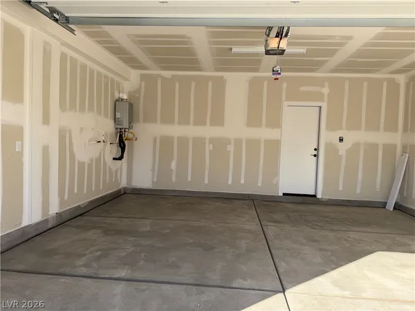 $2,600 | 10253 Altavia Rock Street, Las Vegas, NV 89141