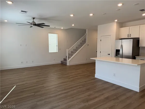 $2,600 | 10253 Altavia Rock Street, Las Vegas, NV 89141