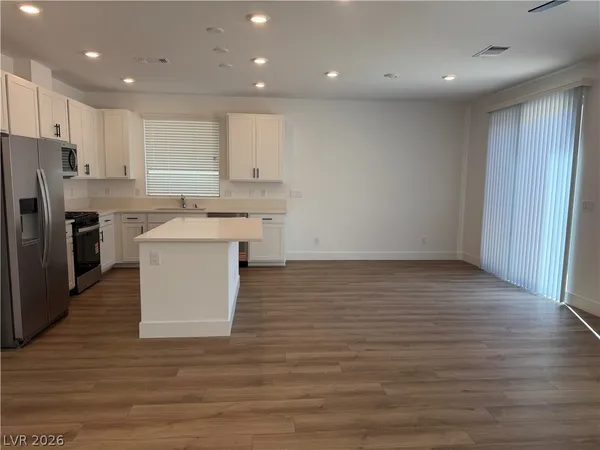 $2,600 | 10253 Altavia Rock Street, Las Vegas, NV 89141